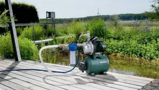 You are currently viewing DE BESTE POMPEN VOOR WATERVOORZIENING IN EEN PRIVÉWONING: EEN COMPLEET OVERZICHT EN AANBEVELINGEN